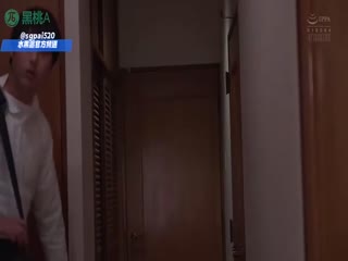 250807H无码强奸！健身人妻假装锻炼，儿子偷窥下被摄影师狂操，疯狂舔吸饥渴蜜穴，内射人妻骚穴！